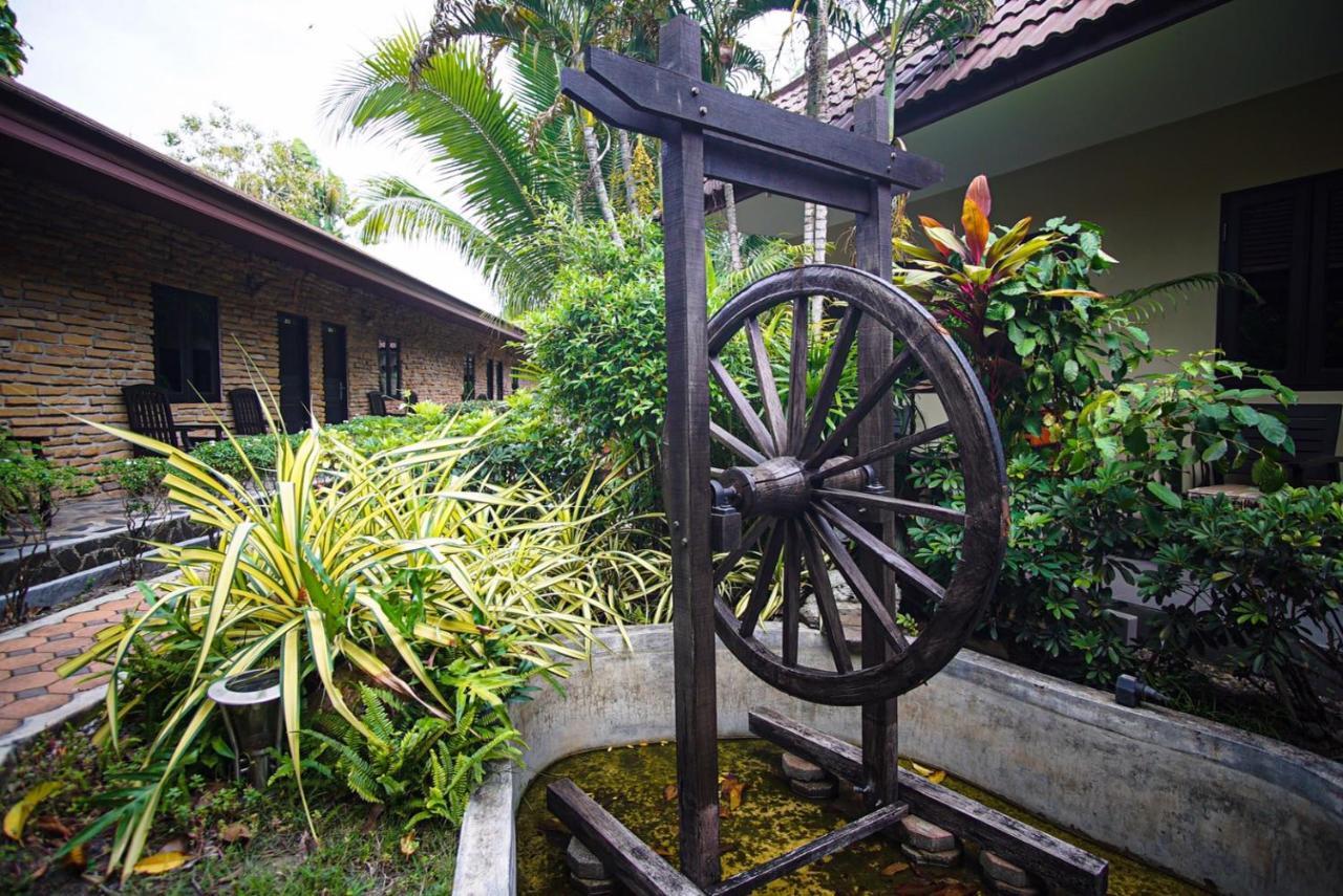 Capricorn Village - Sha Extra Plus Patong Екстер'єр фото