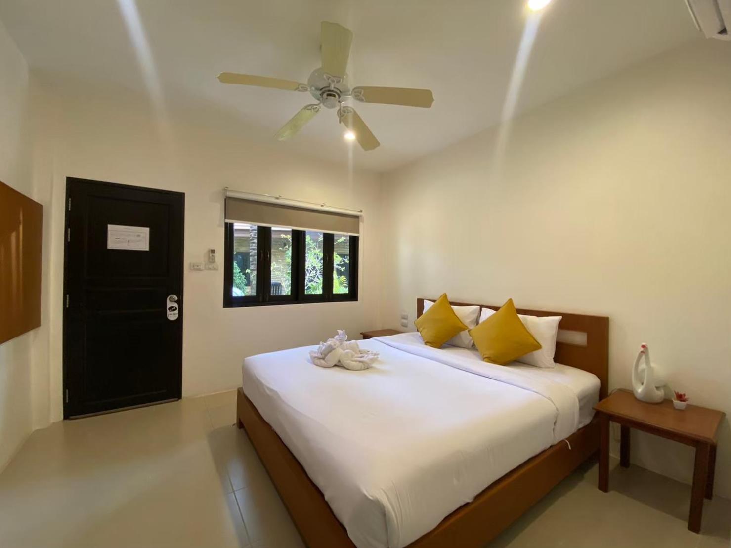 Capricorn Village - Sha Extra Plus Patong Екстер'єр фото